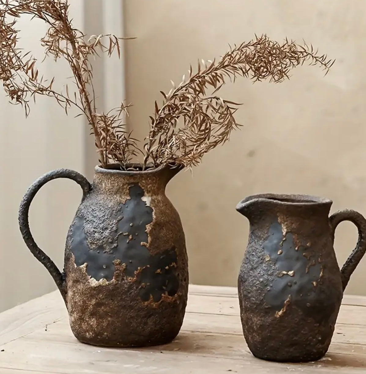 "Handmade Rustic Ceramic Vases - Unique Artisanal Decor
