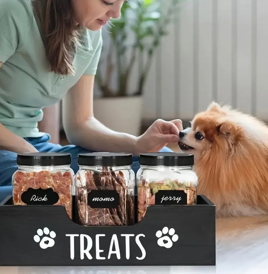 Dog/cat treat station