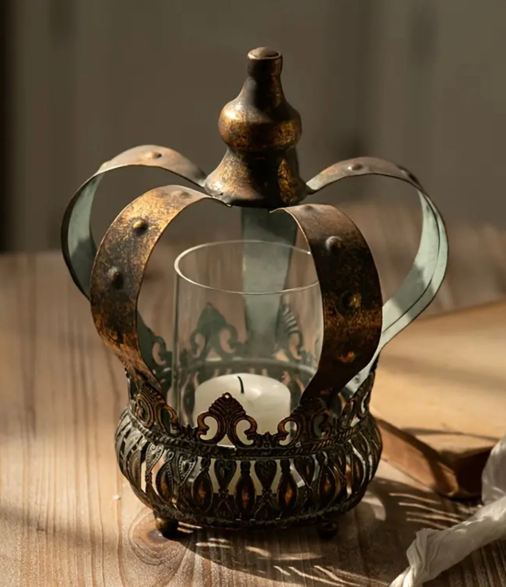 Vintage iron crown candle holder