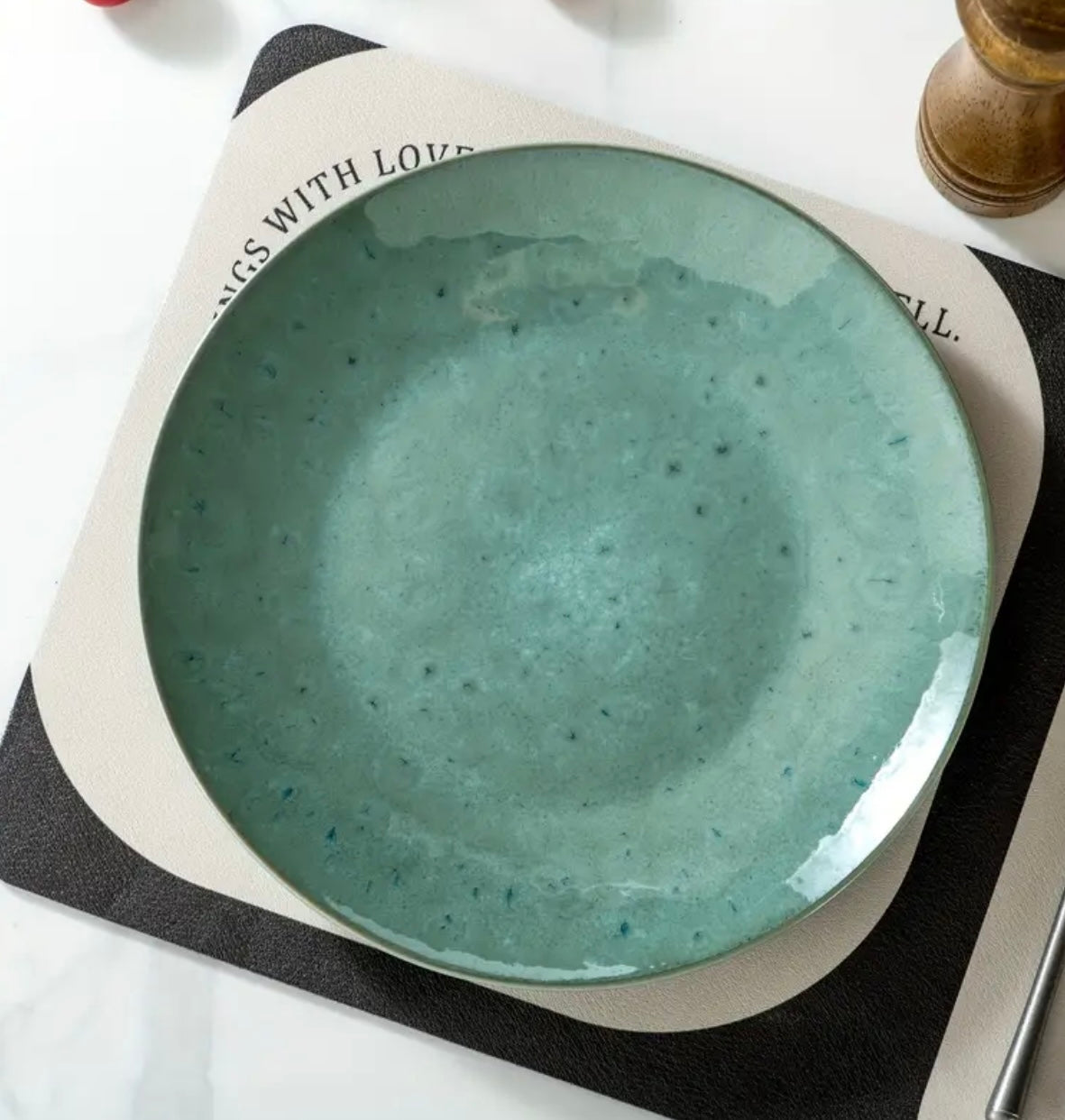 Green 16-Piece Stoneware Dinner Set – Stylish Modern Dinnerware for 4