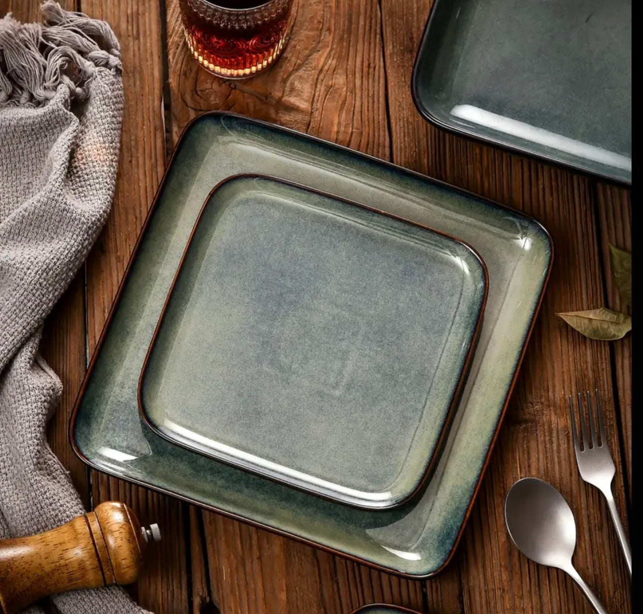 16-Piece Stoneware Dinnerware Set – Modern Square Plates & Bowls | Dishwasher & Microwave Safe Tableware