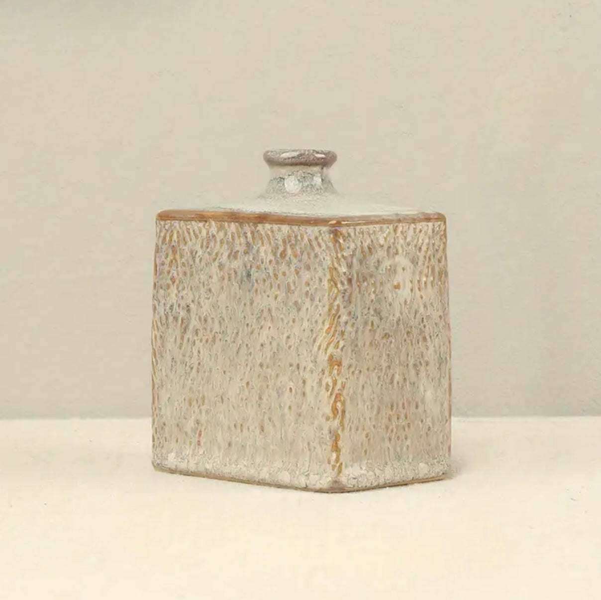 Rustic reed diffuser